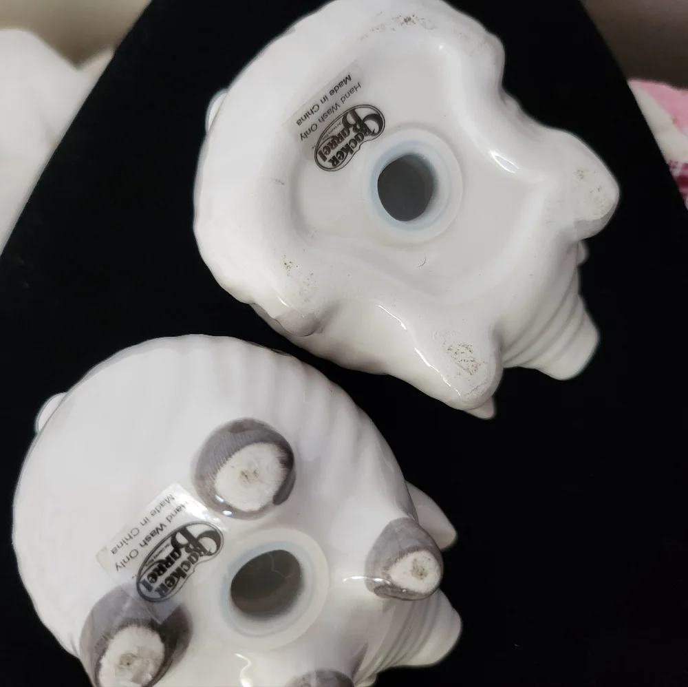 Cracker Barrel Pigs Salt & Pepper Shackers